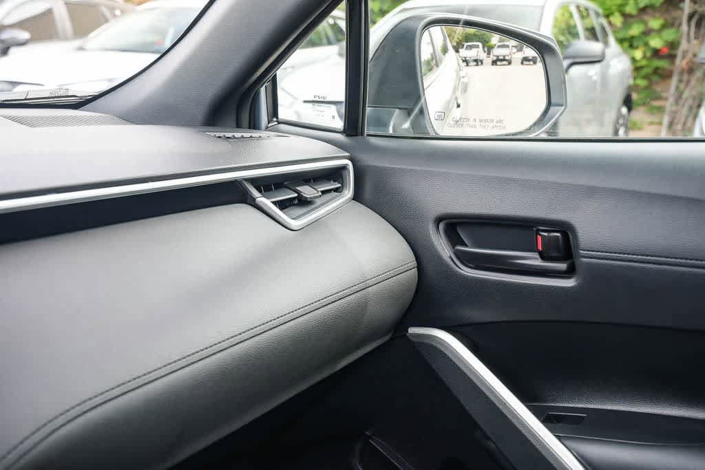 Used 2025 Toyota Corolla Cross AWD Hybrid image 21