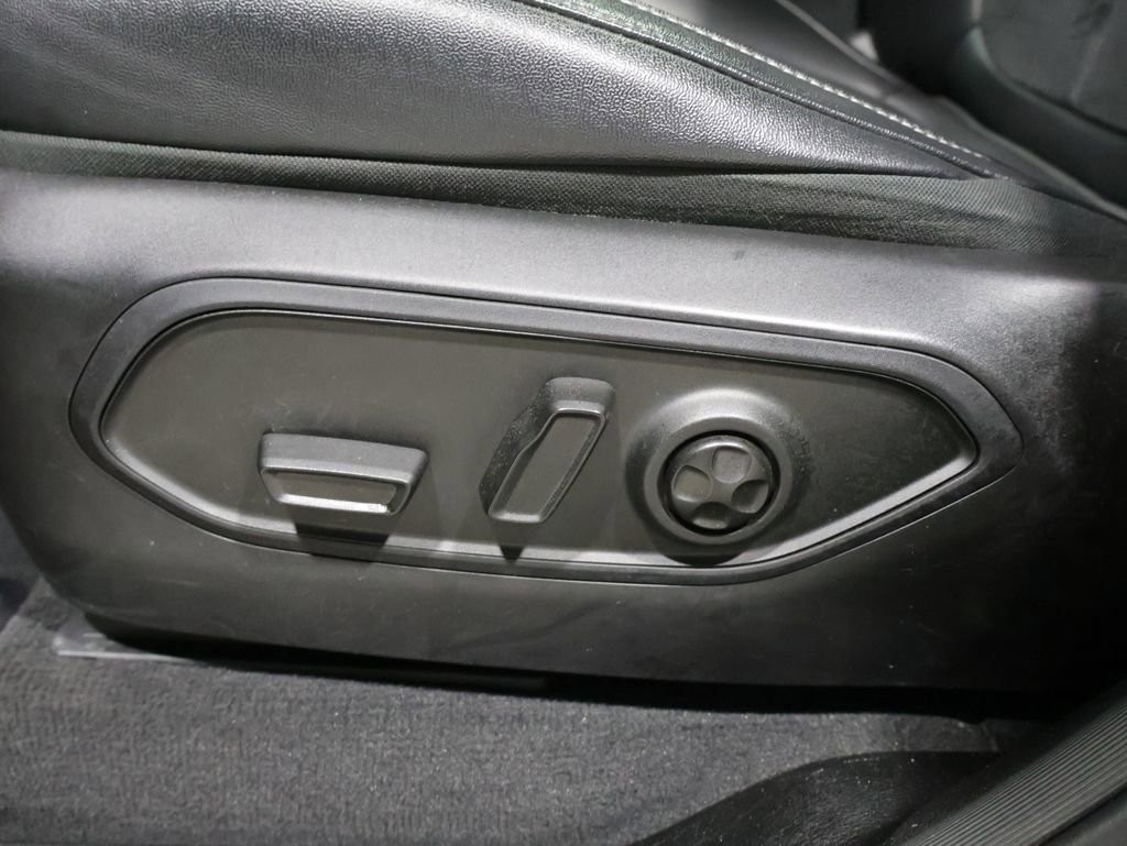 Used 2023 Jeep Grand Cherokee Altitude image 13