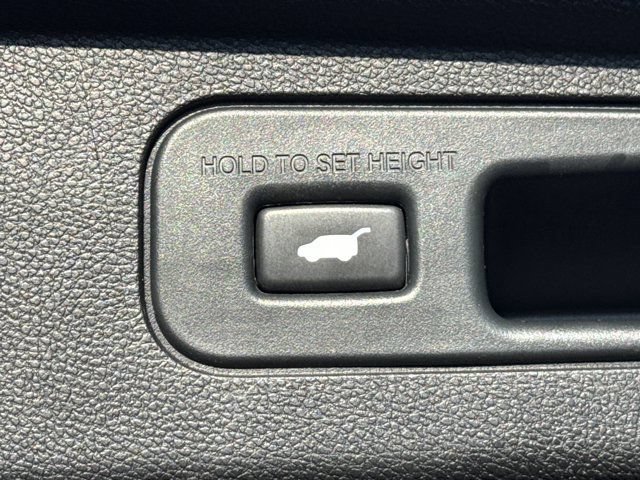 Used 2023 Honda Odyssey Elite image 21