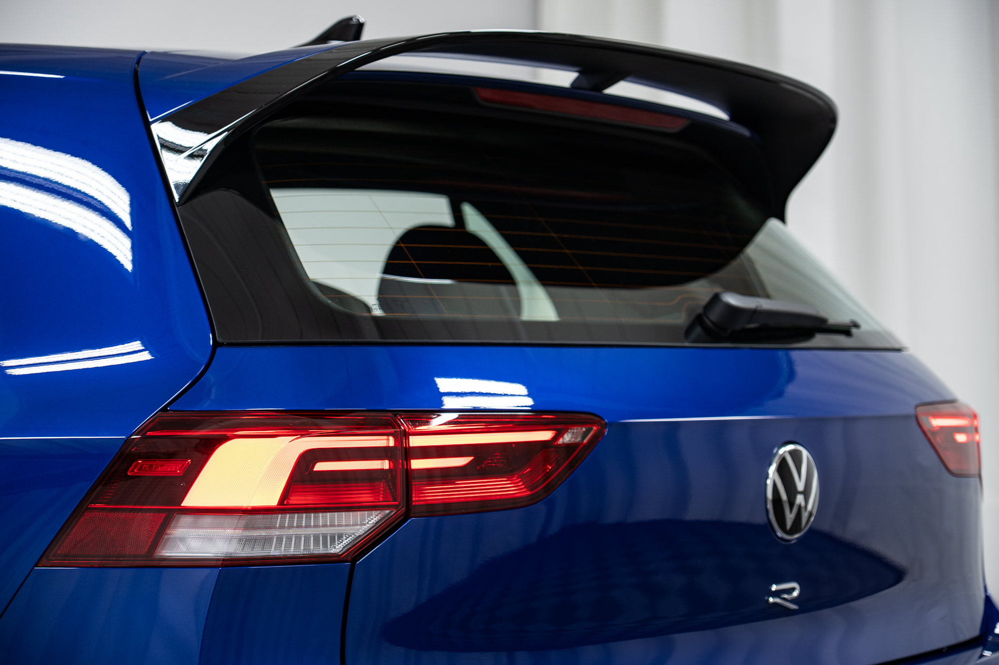Used 2024 Volkswagen Golf R AWD/4WD image 34