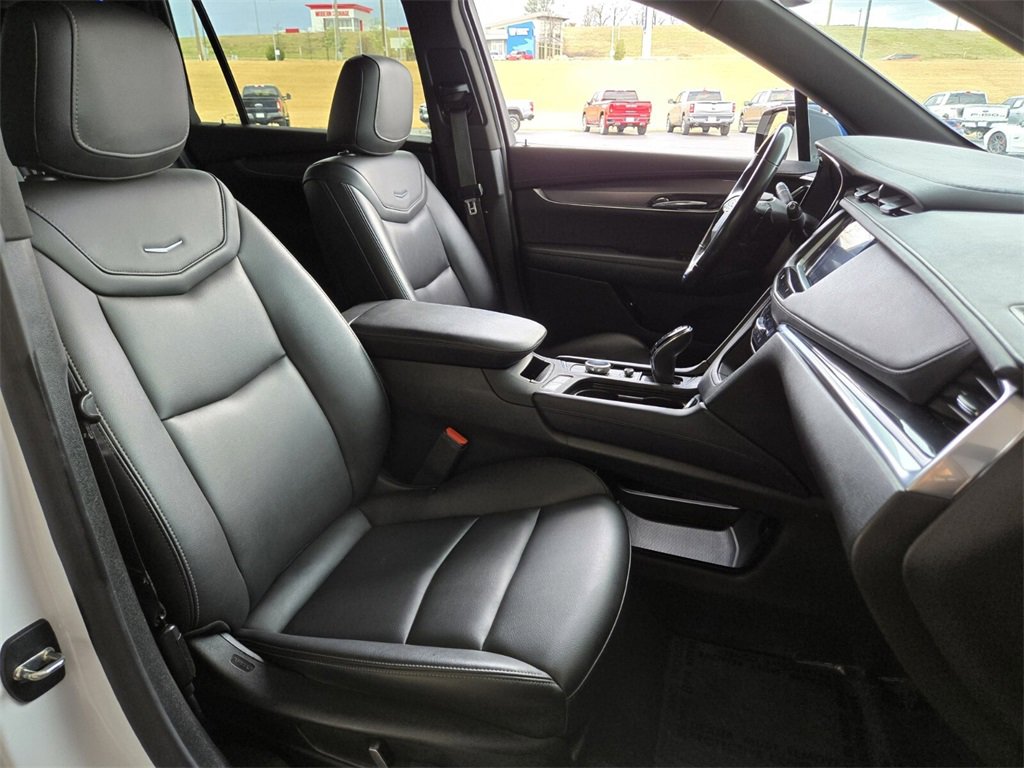 Used 2021 Cadillac XT6 Luxury image 25