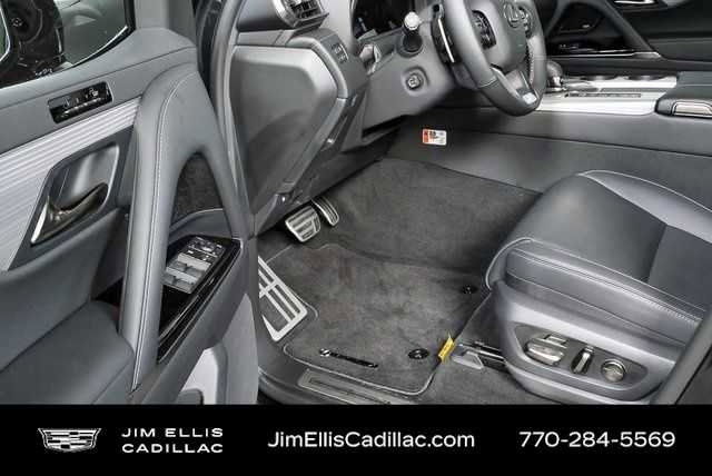Used 2025 Lexus LX 700h F Sport AWD/4WD image 17