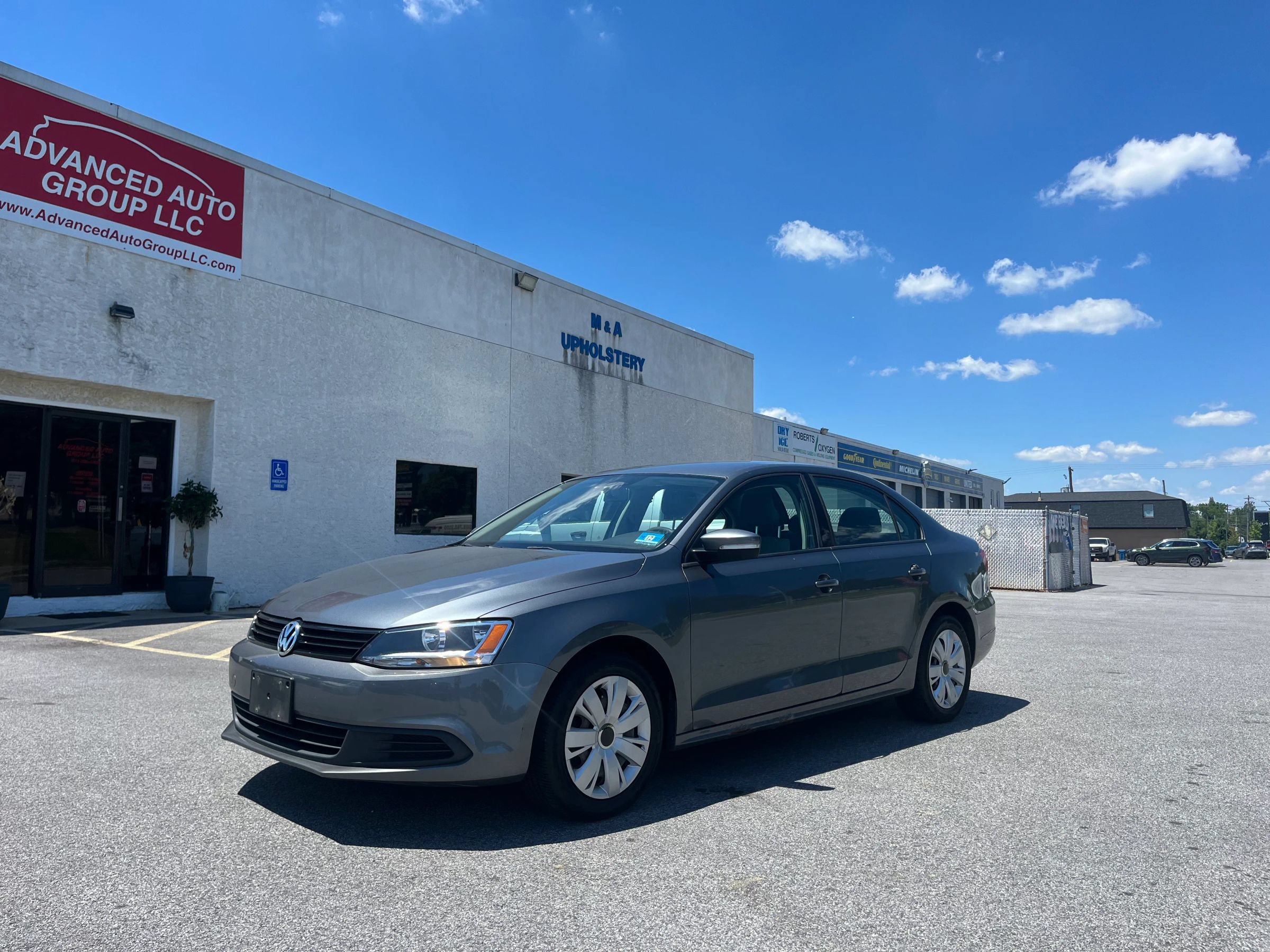 Used 2011 Volkswagen Jetta SE FWD image 29