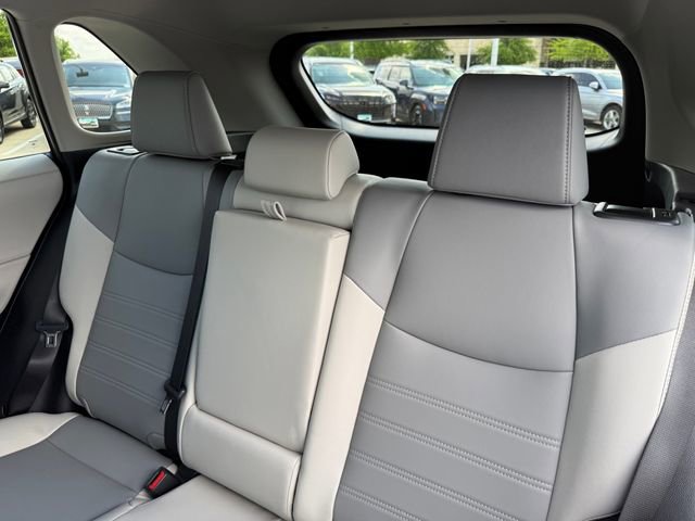 Used 2025 Toyota RAV4 XLE Premium image 28