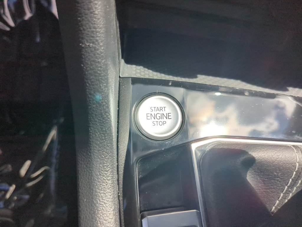 Certified 2023 Volkswagen Taos S FWD image 27