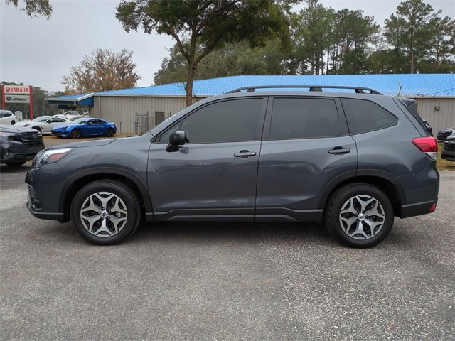 Used 2022 Subaru Forester Premium w/ Popular Package #2 image 7