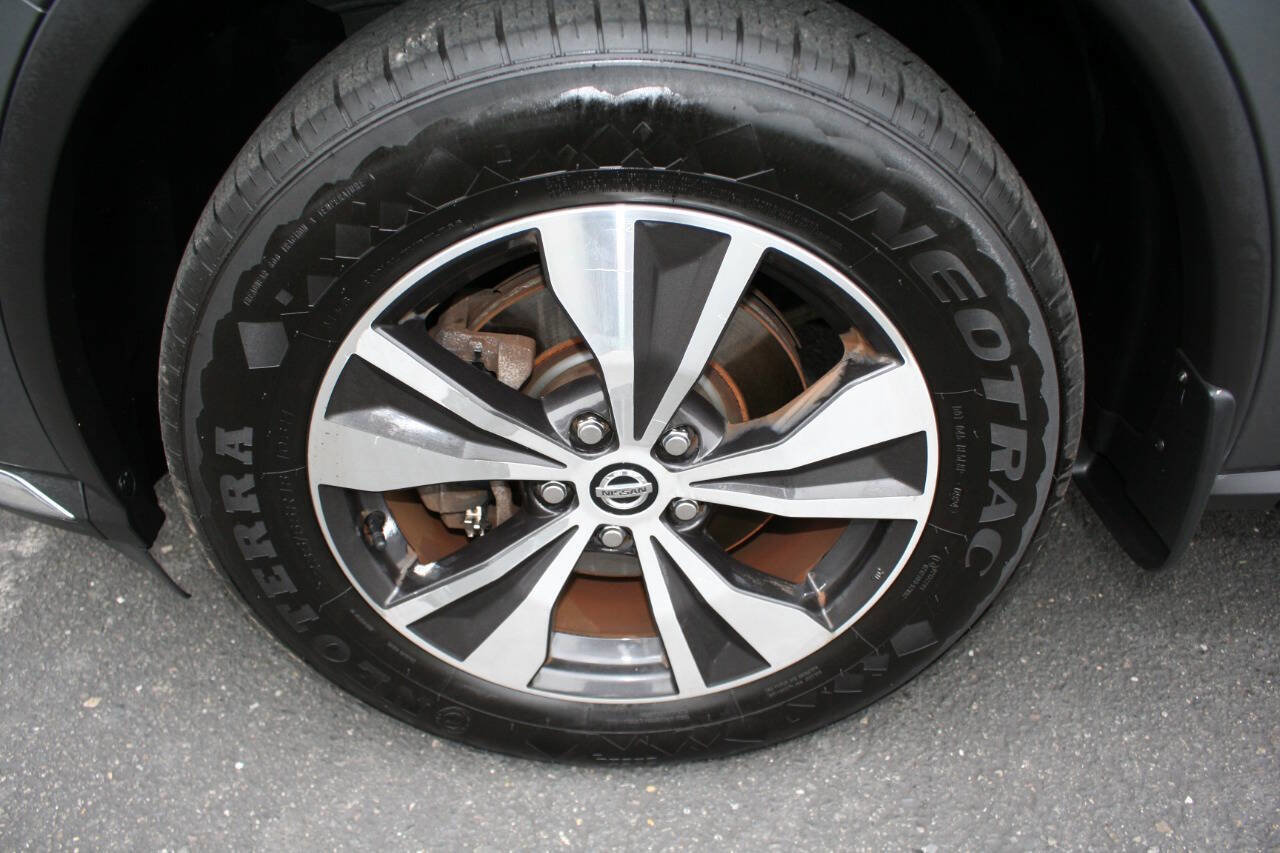 Used 2019 Nissan Murano S image 24