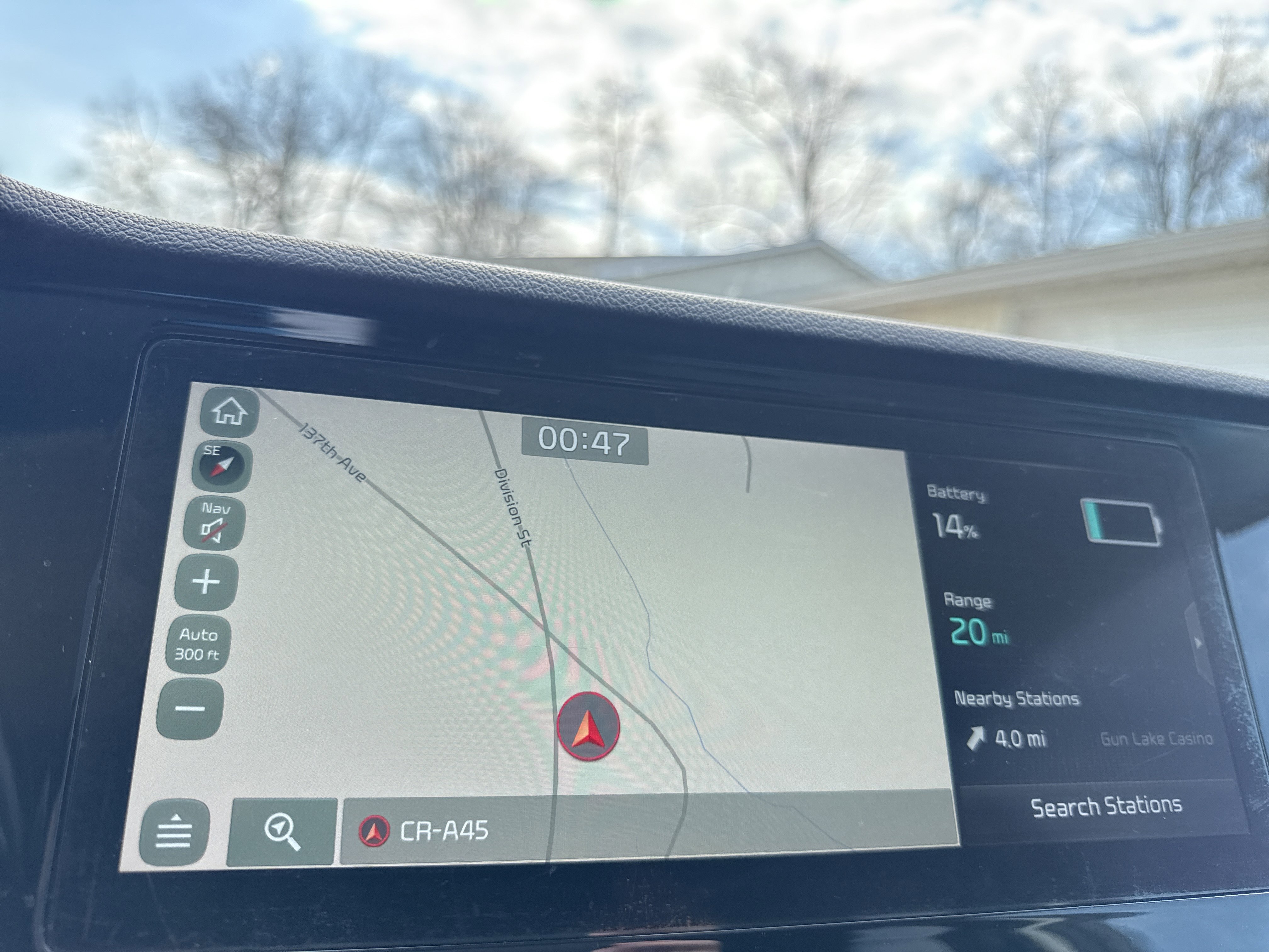 Used 2020 Kia Niro EX Premium image 2