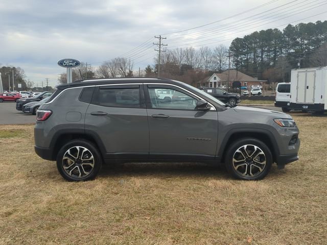 Used 2022 Jeep Compass Limited image 14