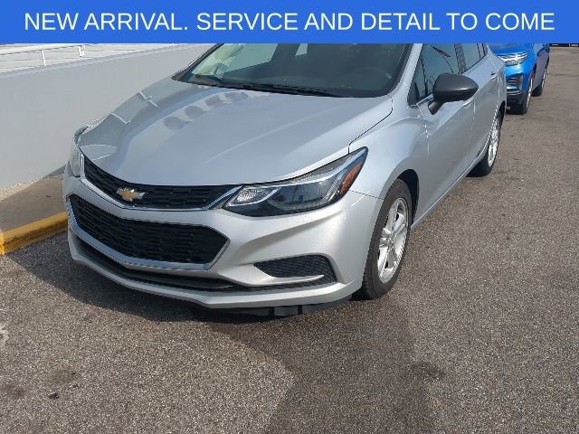 Used 2017 Chevrolet Cruze LT w/ Convenience Package FWD image 12