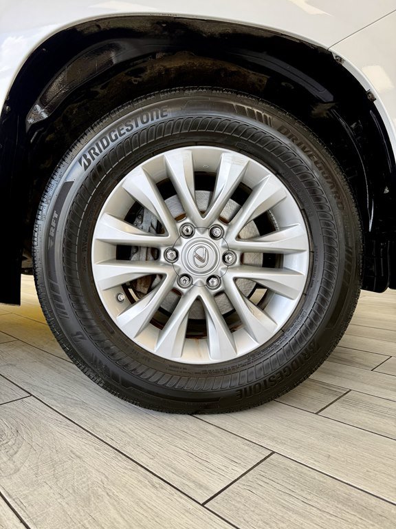 Used 2015 Lexus GX 460 w/ Premium Package AWD/4WD image 18