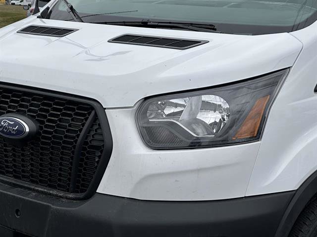 Used 2023 Ford Transit 250 Medium Roof AWD image 7