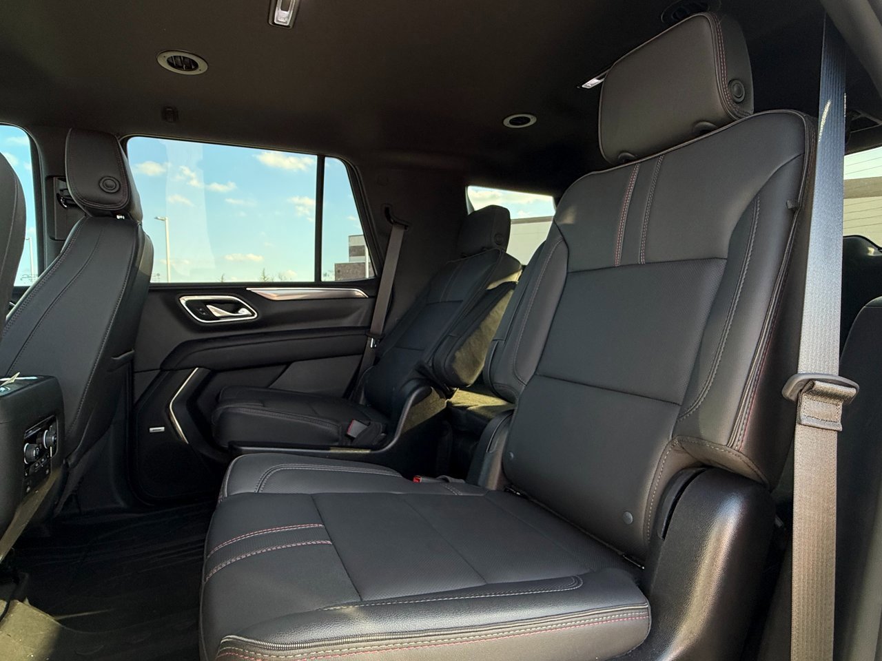 Certified 2024 Chevrolet Tahoe RST w/ Luxury Package image 27