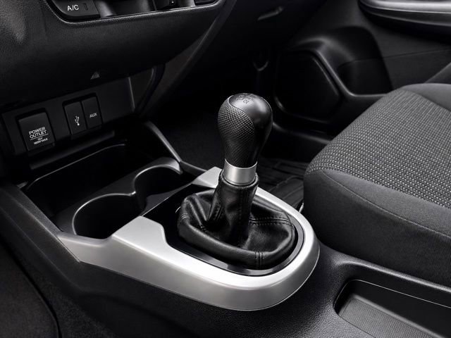 Used 2017 Honda Fit LX image 22