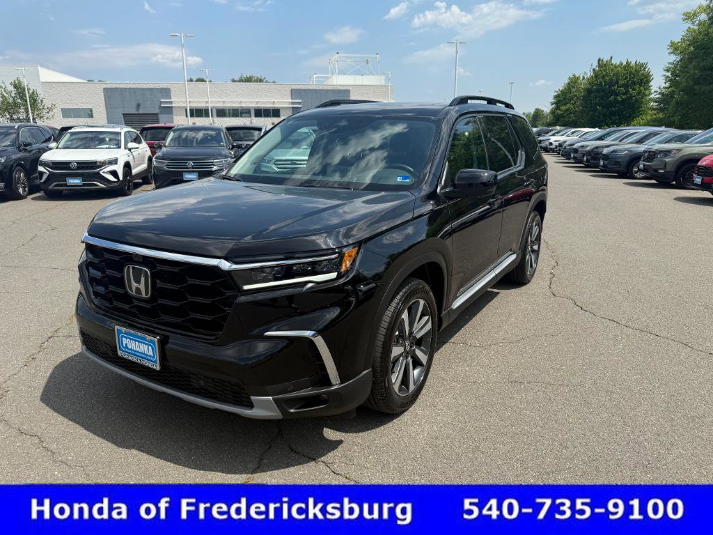 Certified 2025 Honda Pilot Elite image 2