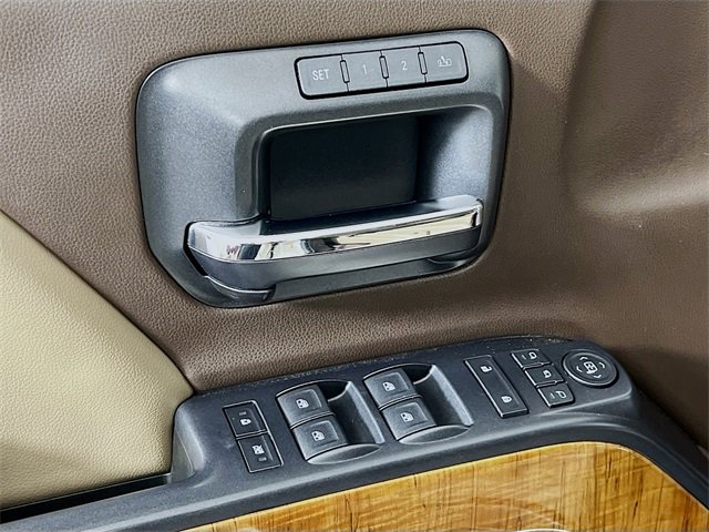 Used 2015 GMC Sierra 1500 SLT w/ SLT Crew Cab Value Package image 9