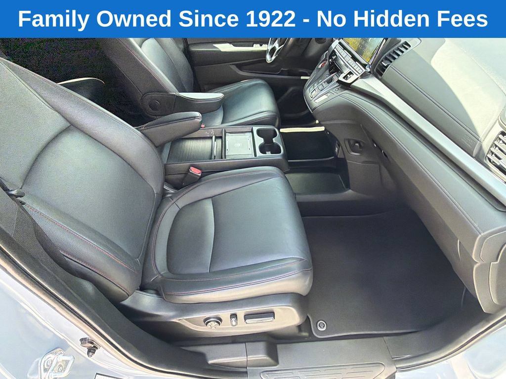 Used 2025 Honda Odyssey Sport-L image 13