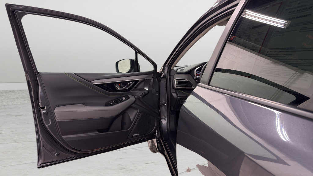 Certified 2025 Subaru Outback Onyx Edition image 13