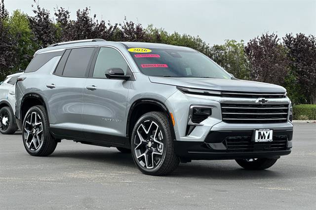 New 2026 Chevrolet Traverse High Country image 2