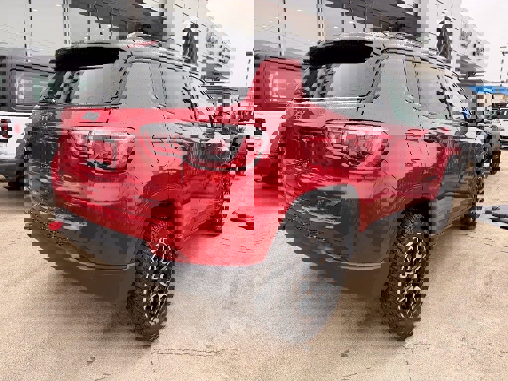 New 2026 Jeep Compass Trailhawk image 4