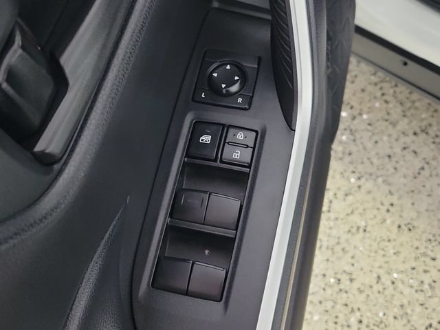 Used 2024 Toyota RAV4 LE AWD/4WD image 22