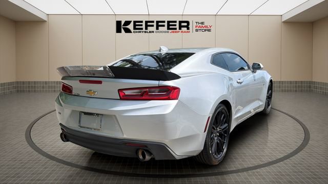 Used 2018 Chevrolet Camaro LT w/ RS Package RWD image 6