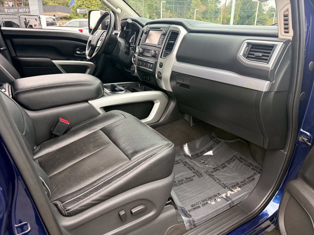 Used 2018 Nissan Titan PRO-4X AWD/4WD image 33