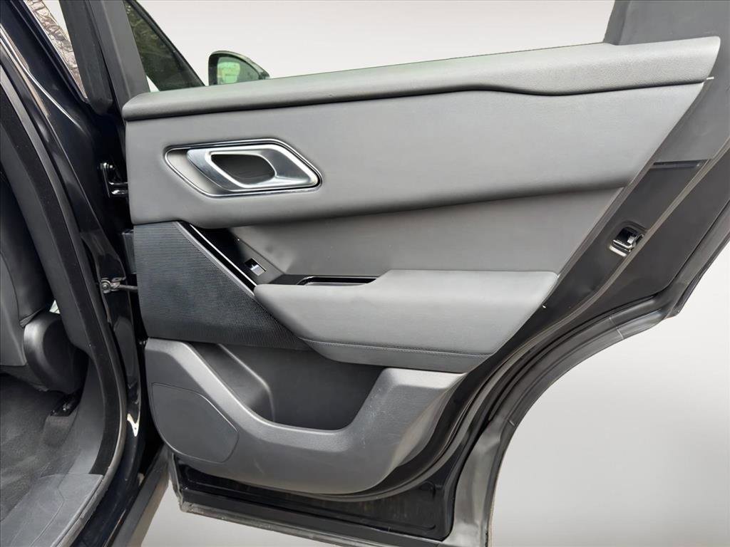 Used 2025 Land Rover Range Rover Velar Dynamic SE image 25