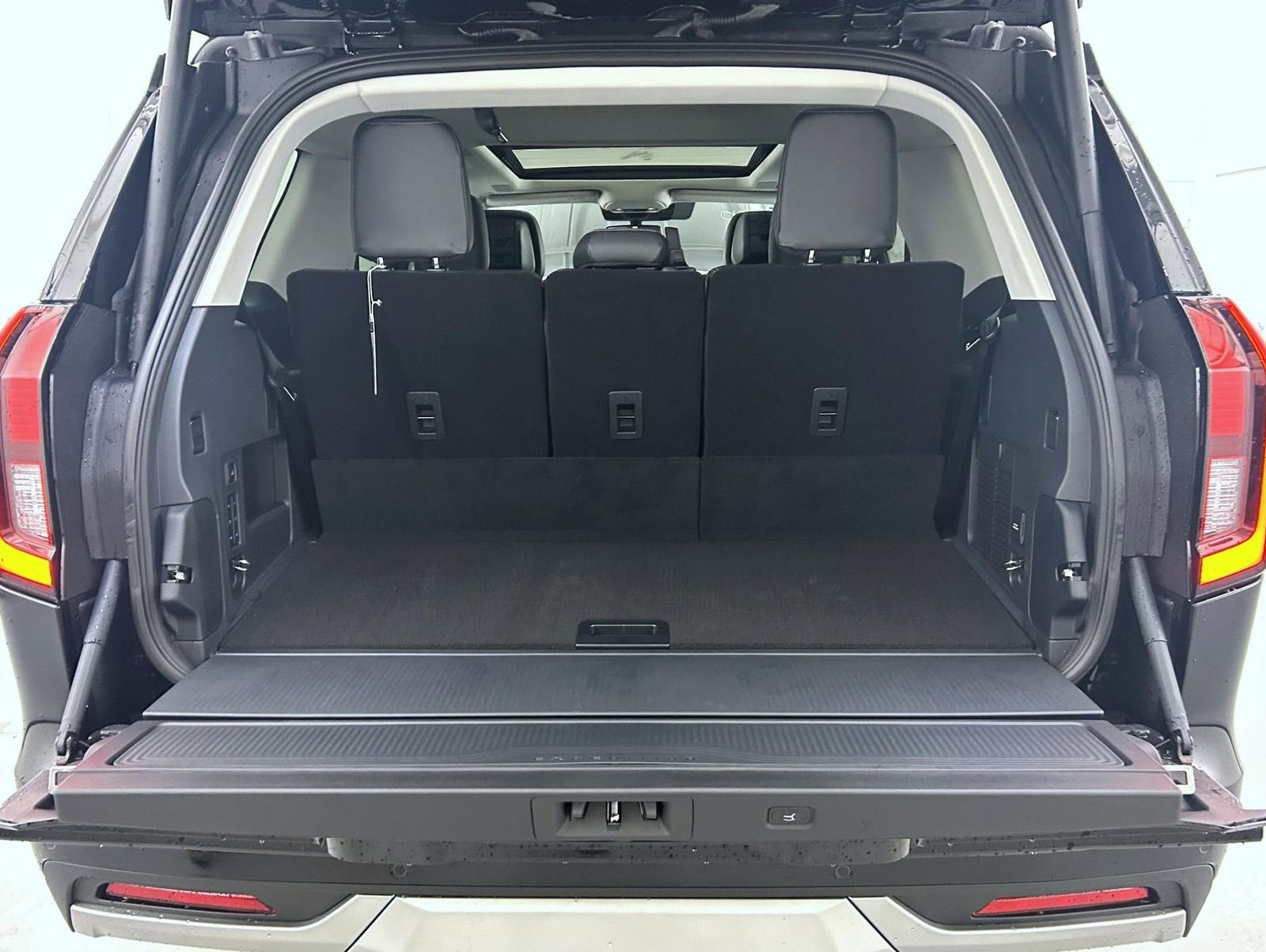 New 2026 Ford Expedition Platinum w/ Driver's Package image 23