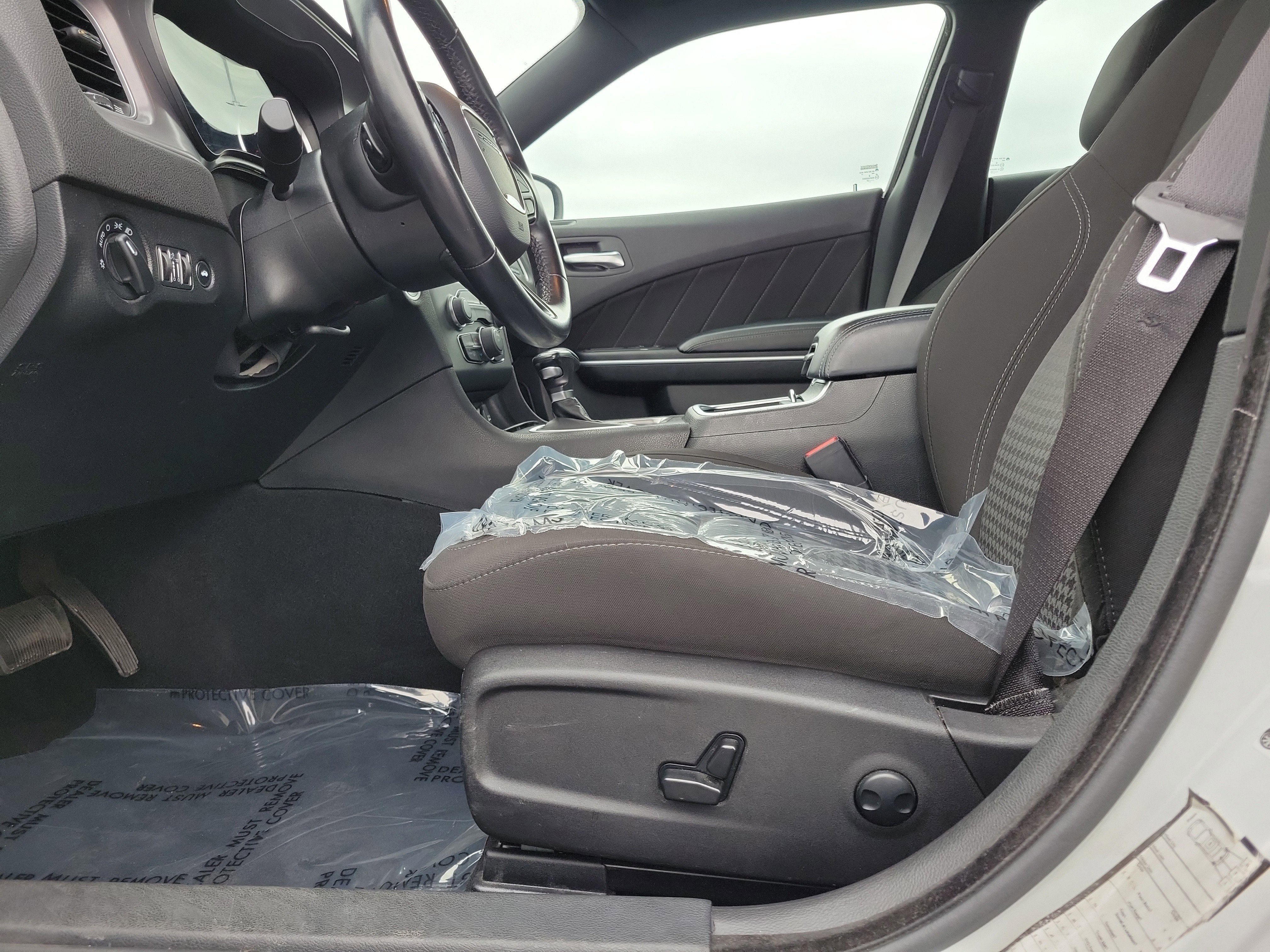 Used 2023 Dodge Charger SXT image 16