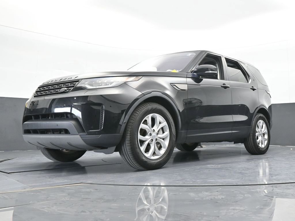 Used 2020 Land Rover Discovery SE image 53