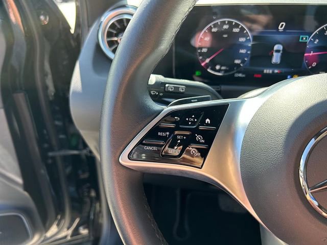 Used 2024 Mercedes-Benz GLA 250 4MATIC image 22