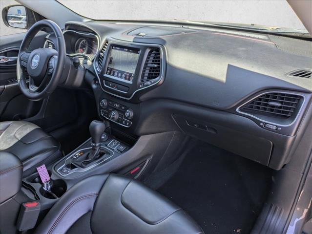 Used 2019 Jeep Cherokee Trailhawk w/ Comfort/Convenience Group AWD/4WD image 22