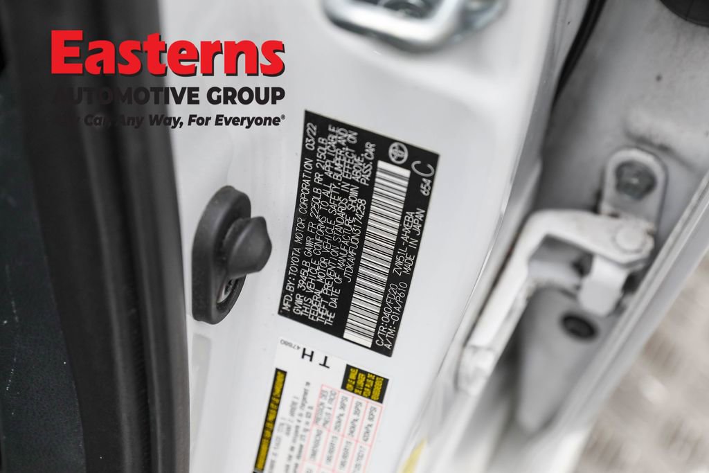 Used 2022 Toyota Prius LE image 33