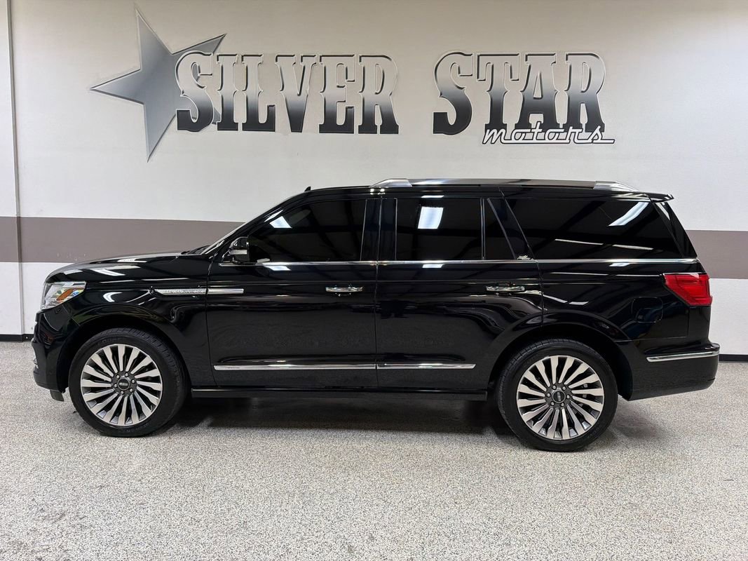 Used 2019 Lincoln Navigator Reserve AWD/4WD image 5