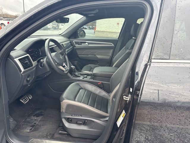 Used 2023 Volkswagen Atlas Cross Sport SEL Premium R-Line image 25
