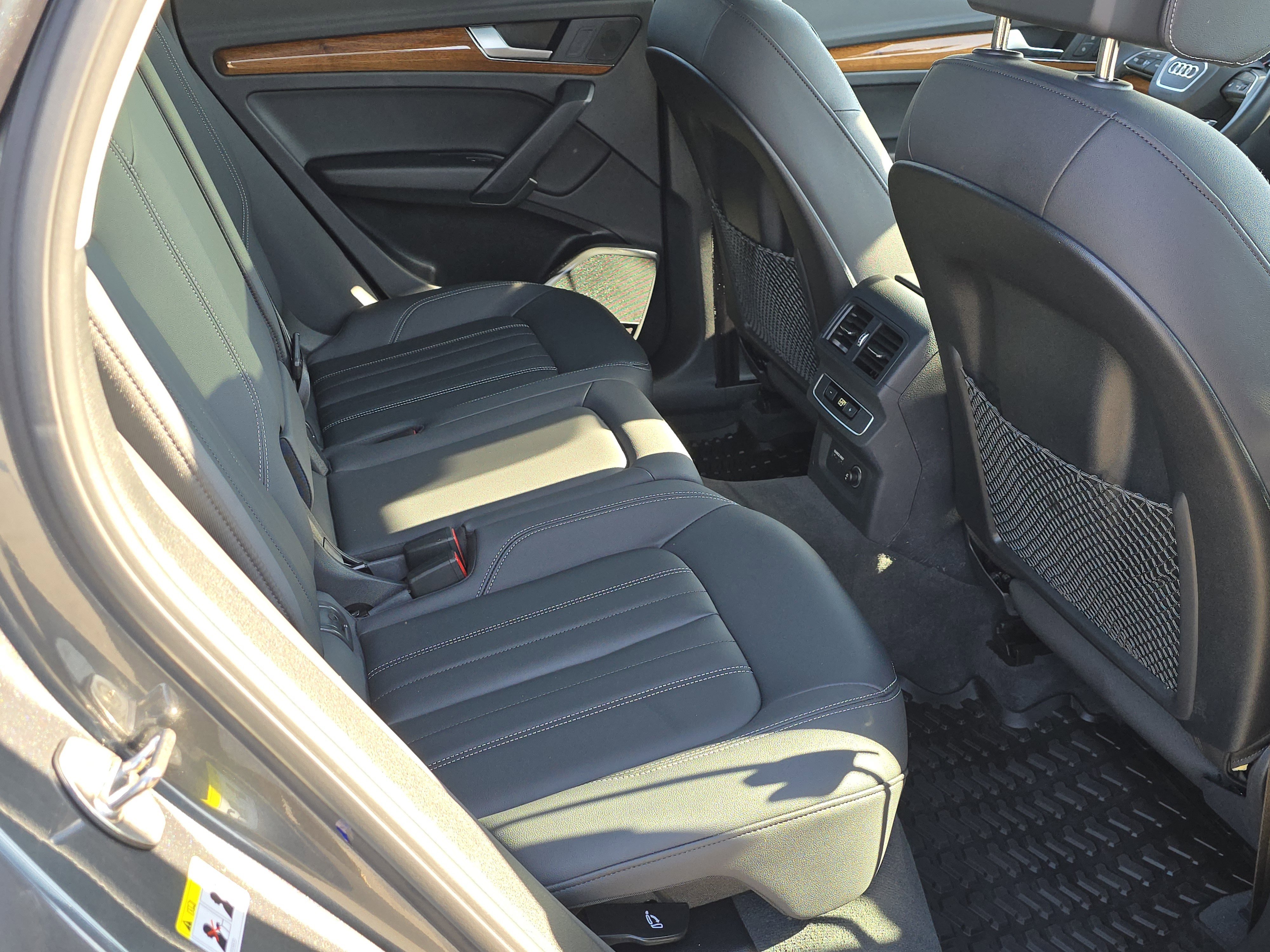 Certified 2023 Audi Q5 2.0T Premium w/ Convenience Package image 19