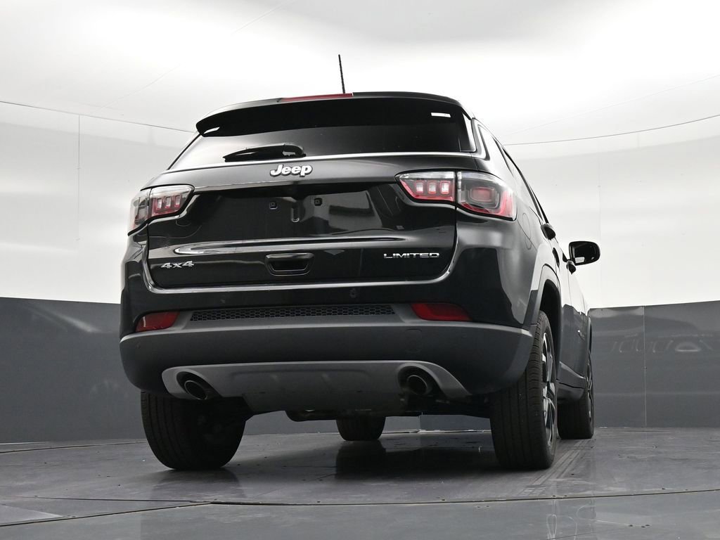 Used 2023 Jeep Compass Limited AWD/4WD image 30