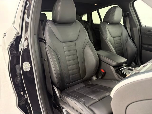 Certified 2023 BMW X4 M40i w/ Premium Package AWD/4WD image 19