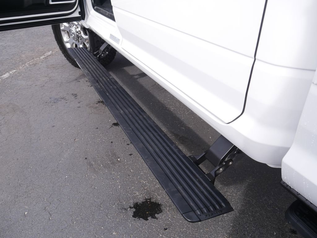 Used 2019 RAM 3500 Laramie image 19