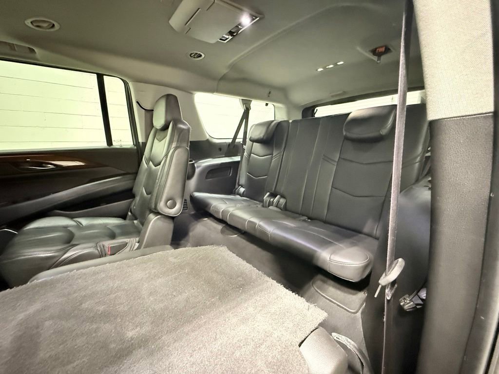 Used 2016 Cadillac Escalade ESV Premium AWD/4WD image 37
