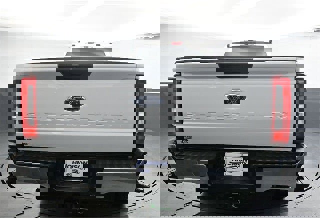 Used 2024 Ford F250 XLT image 14