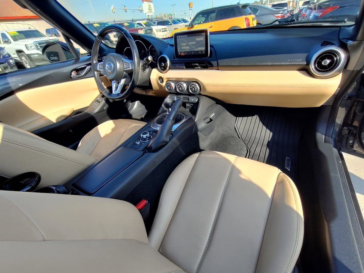 Used 2016 MAZDA MX-5 Miata Grand Touring image 39