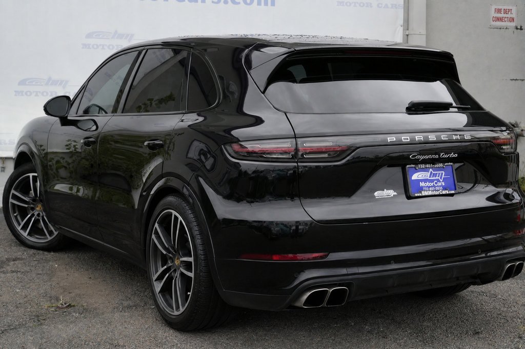 Used 2019 Porsche Cayenne Turbo AWD/4WD image 4
