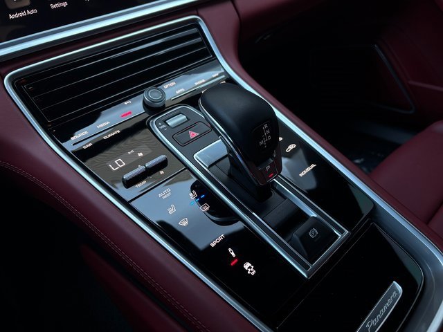 Certified 2023 Porsche Panamera Platinum Edition image 21