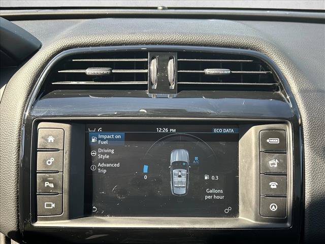 Used 2018 Jaguar F-PACE Premium AWD/4WD image 18