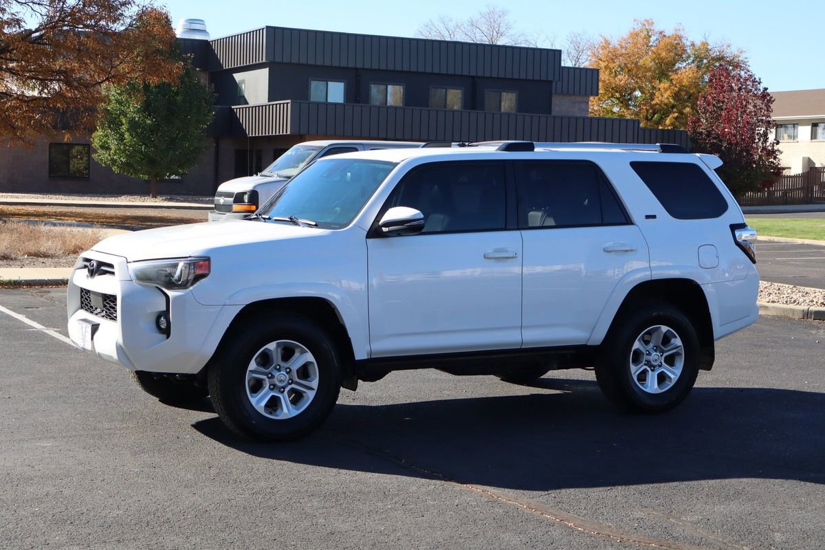 Used 2022 Toyota 4Runner SR5 Premium image 10