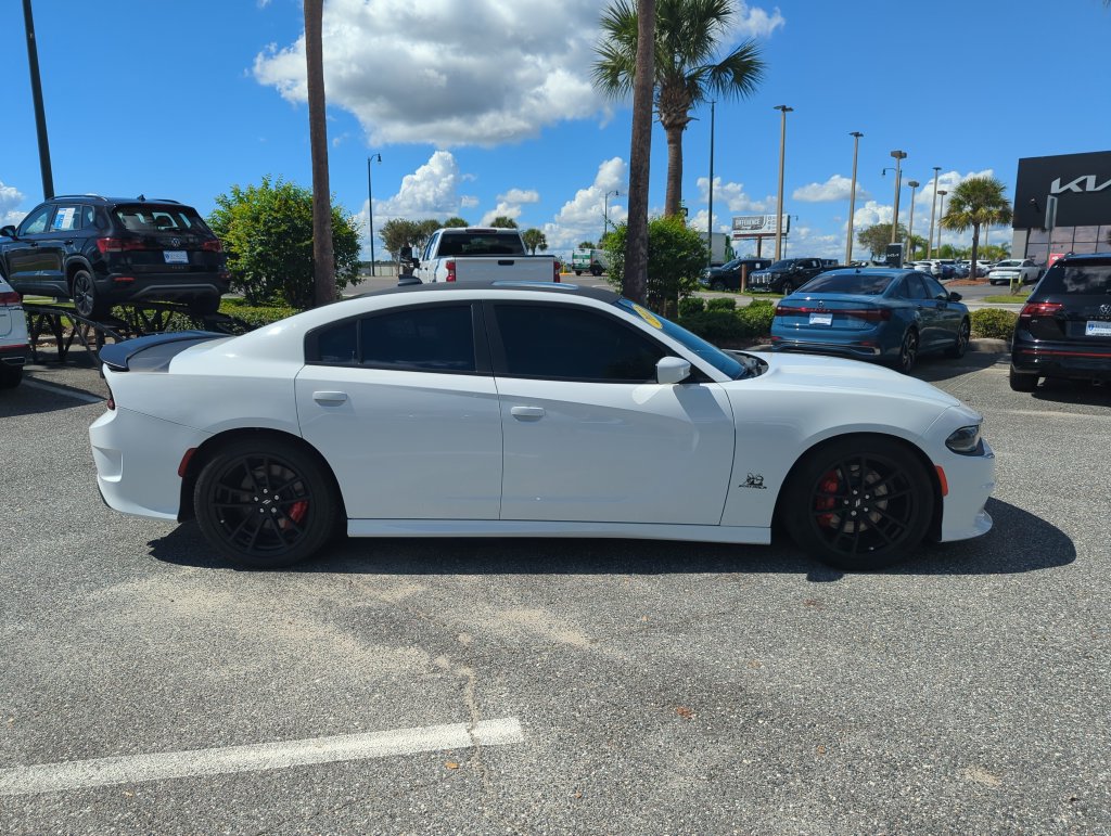 Used 2022 Dodge Charger Scat Pack w/ Daytona Edition Group RWD image 3