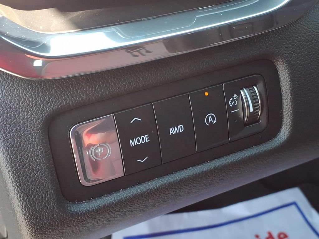 Used 2026 GMC Acadia Elevation w/ Elevation Premium Package AWD/4WD image 24