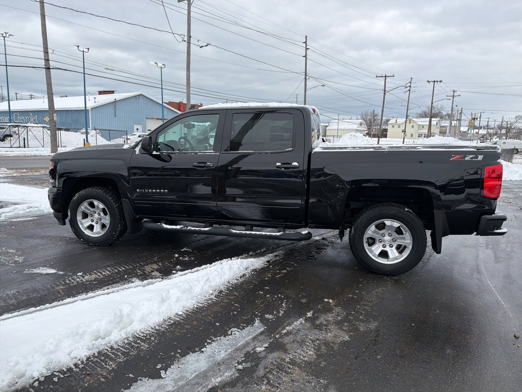 Used 2018 Chevrolet Silverado 1500 LT w/ All Star Edition image 4